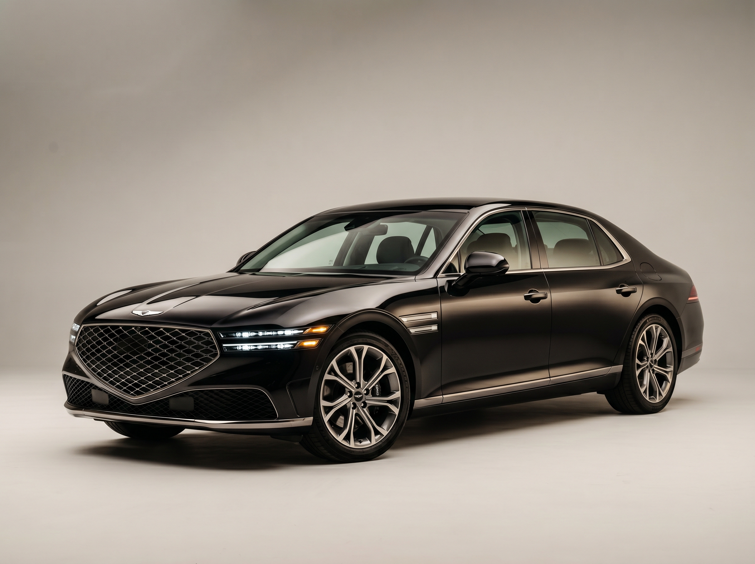 Genesis G90 — black exterior